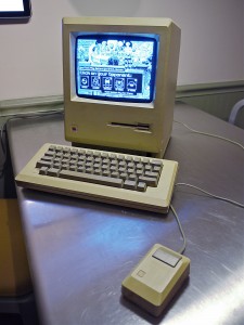 1984 Macintosh © 2011 Steve Garfield CC BY-NC-SA 2.0